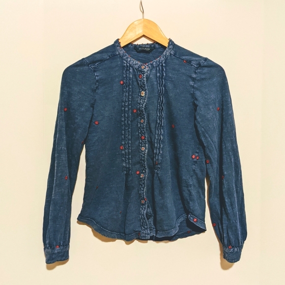 Lucky Brand Tops - Lucky Brand Embroidered Button- Up